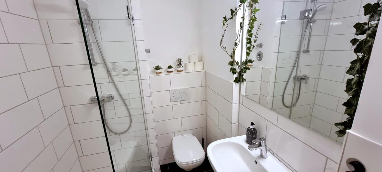 Business Apartment mit Küche für 1-3 +Netflx+5G WLAN nahe der MHH im Industrial Design Hanóver Exterior foto